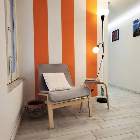 Mezzanine - 1 Min To Via Etnea